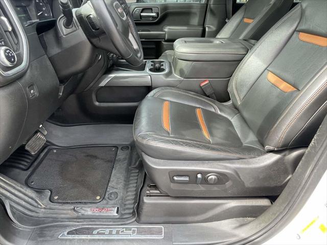 2022 GMC Sierra 2500HD 4WD Crew Cab Standard Bed AT4
