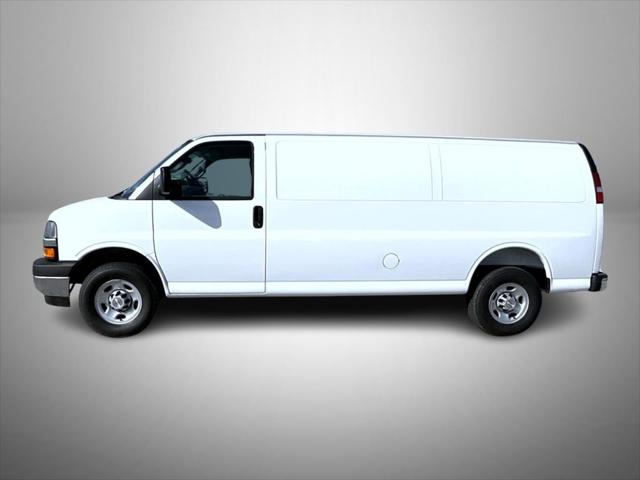 2026 Chevrolet Express Cargo Van 3500 Extended Wheelbase, WT, RWD