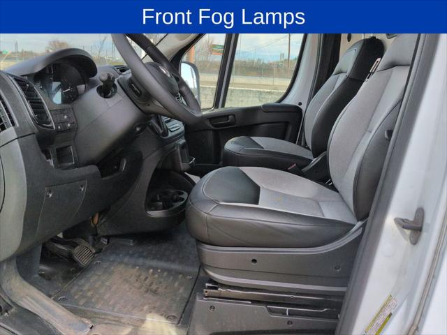 2025 Ram ProMaster 2500 Cargo Van Tradesman Low Roof 136" WB w/Pass Seat