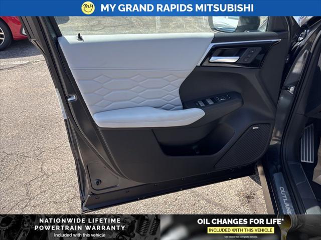 2026 Mitsubishi Outlander SEL