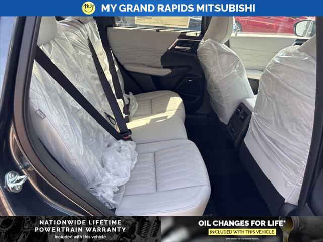 2026 Mitsubishi Outlander SEL