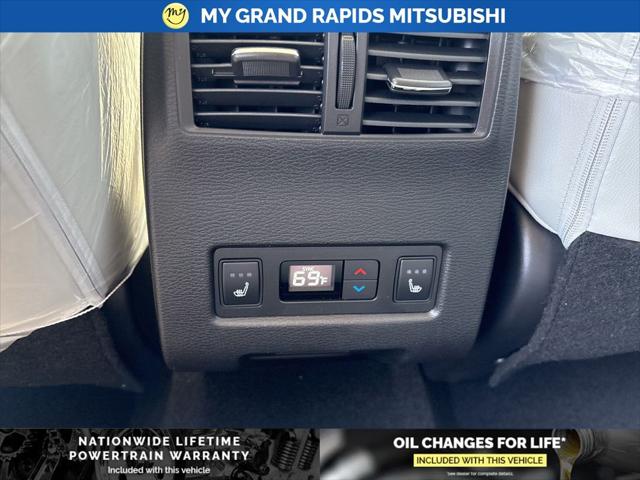 2026 Mitsubishi Outlander SEL