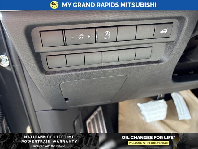 2026 Mitsubishi Outlander SEL