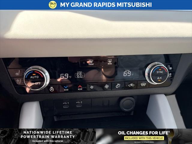 2026 Mitsubishi Outlander SEL