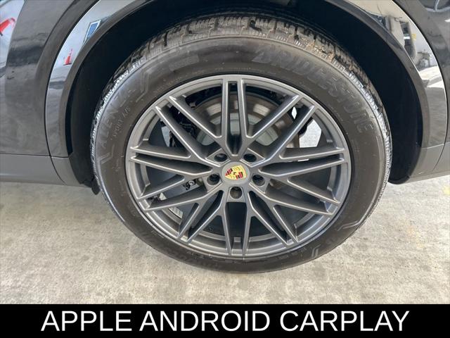 2024 Porsche Cayenne Base