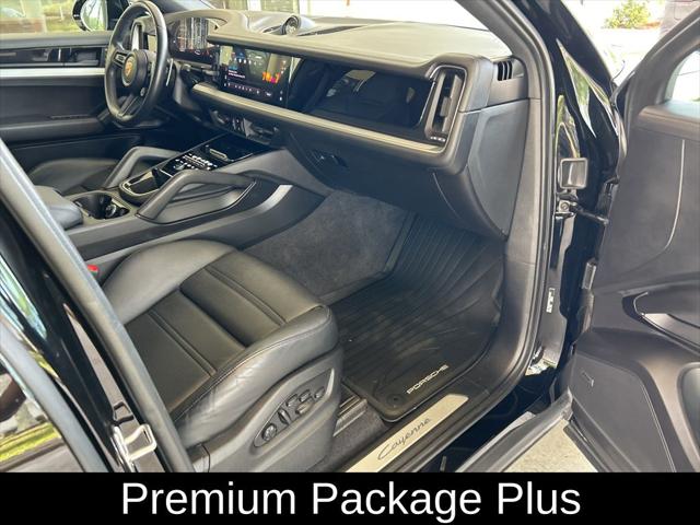 2024 Porsche Cayenne Base