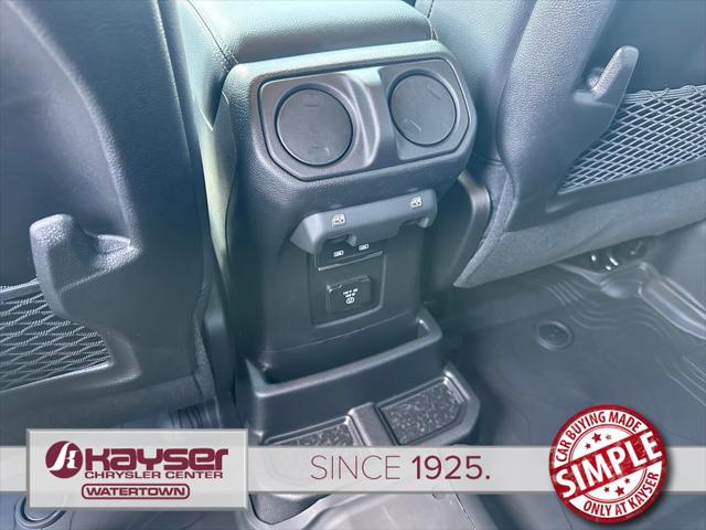 2026 Jeep Wrangler 4-Door Sahara 4x4