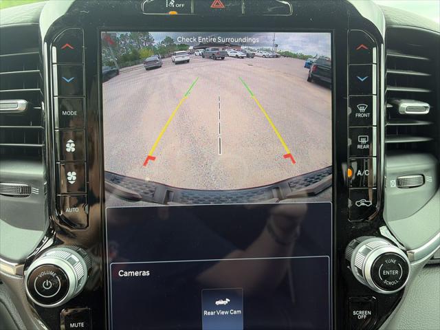 2026 Ram 1500 Laramie Crew Cab 4x4 5'7" Box