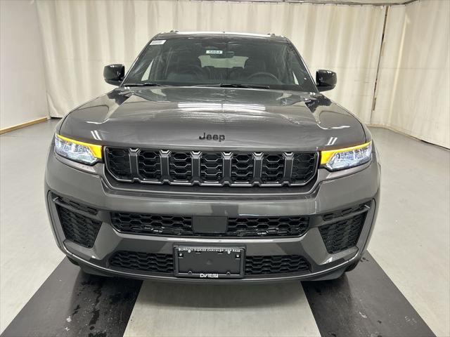 2026 Jeep Grand Cherokee L GRAND CHEROKEE L LAREDO ALTITUDE 4X4