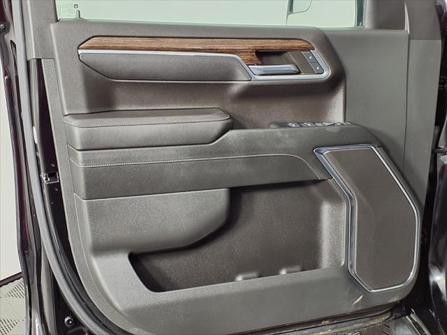 2023 GMC Sierra 1500 4WD Crew Cab Short Box Elevation with 3SB