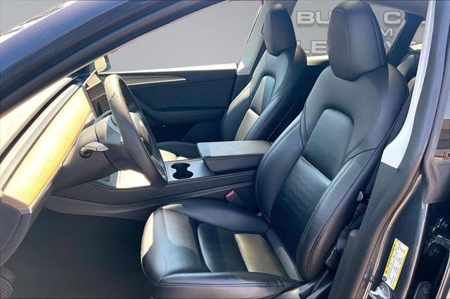 2022 Tesla Model Y Long Range Dual Motor All-Wheel Drive