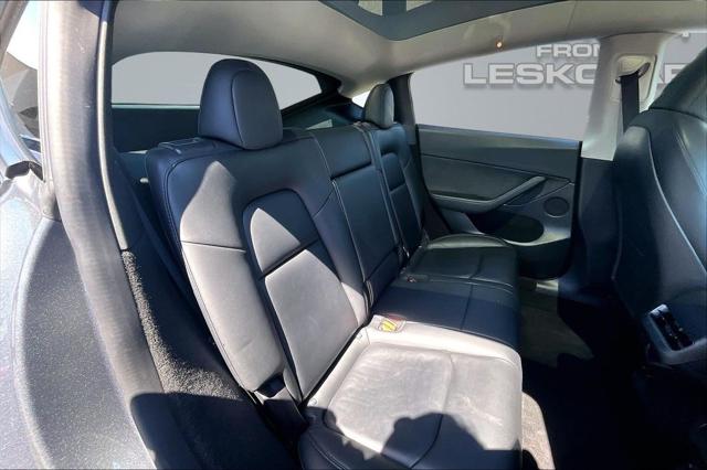 2022 Tesla Model Y Long Range Dual Motor All-Wheel Drive