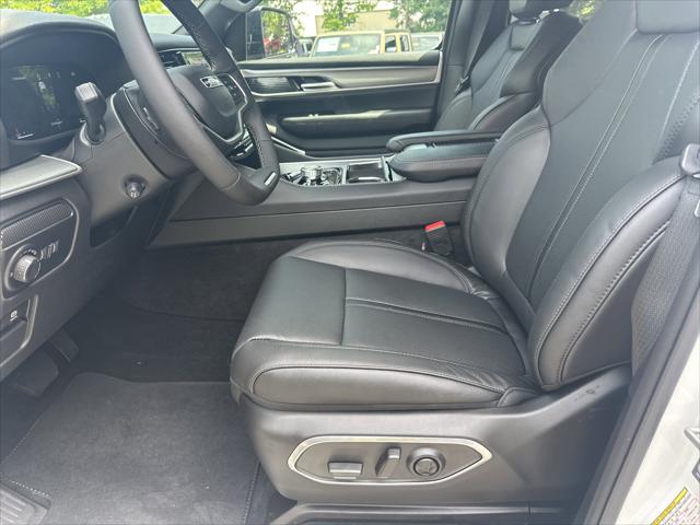 2026 Jeep Grand Wagoneer Upland 4x4
