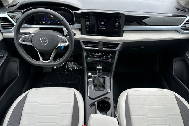 2026 Volkswagen Taos SE