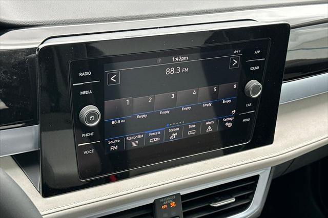 2026 Volkswagen Taos SE
