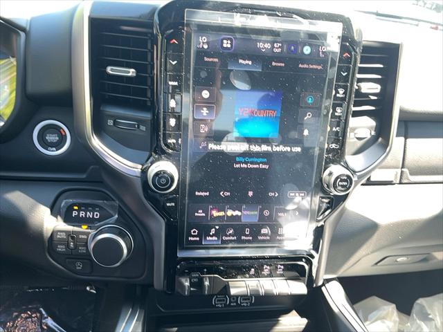 2026 Ram 1500 Big Horn Crew Cab 4x4 5'7" Box