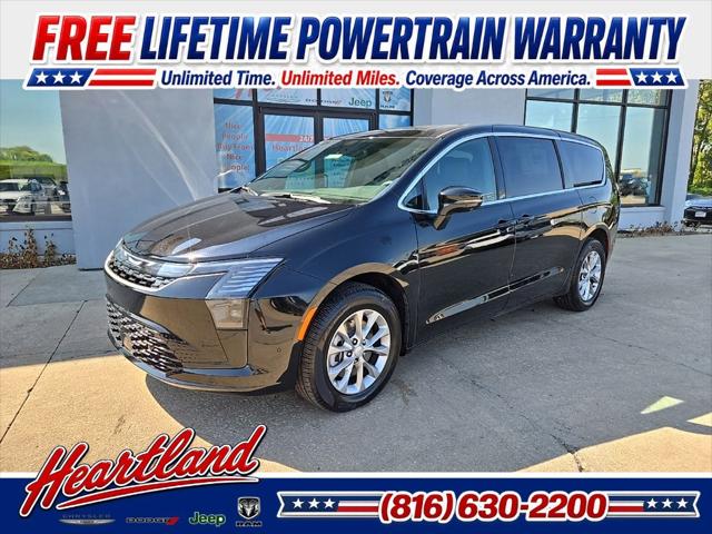 2027 Chrysler Pacifica Select for sale in Excelsior Springs, MO