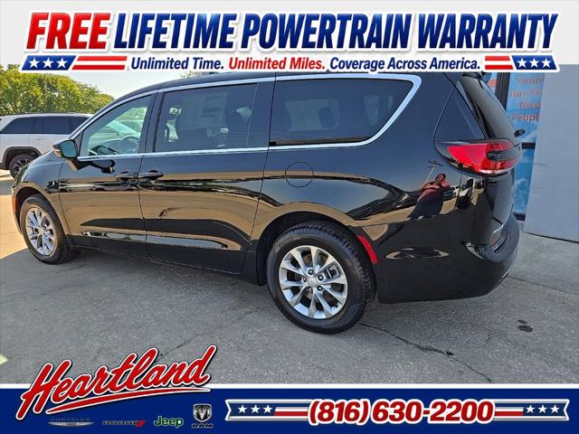 2027 Chrysler Pacifica Select