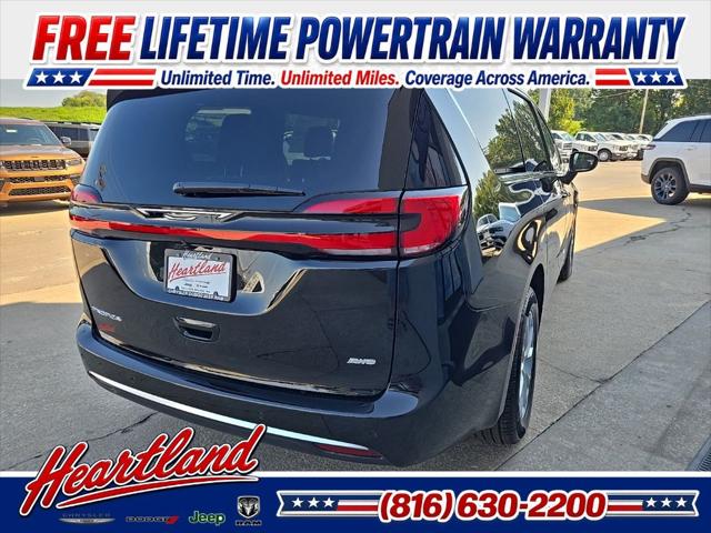 2027 Chrysler Pacifica Select