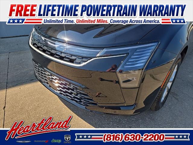 2027 Chrysler Pacifica Select