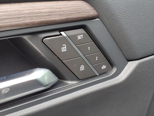 2026 GMC Acadia Denali AWD