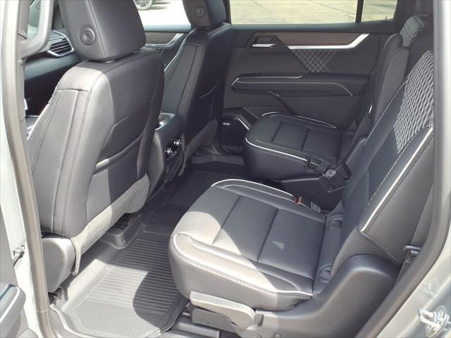 2026 GMC Acadia Denali AWD