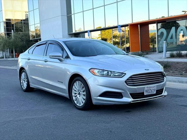 2016 Ford Fusion Hybrid SE