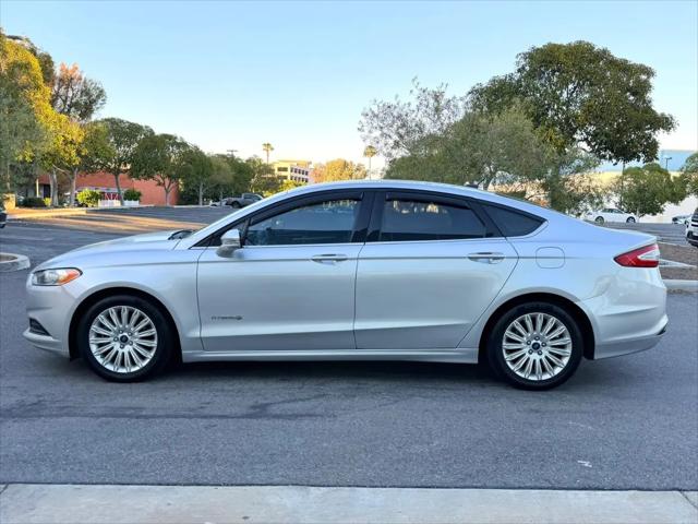 2016 Ford Fusion Hybrid SE