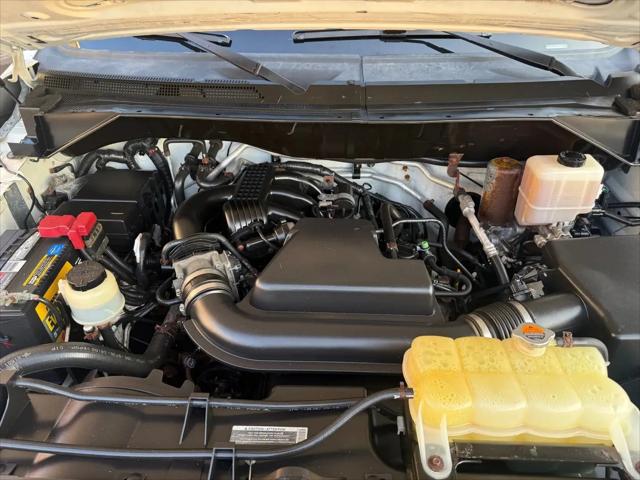 2015 Nissan 2500 SV V6
