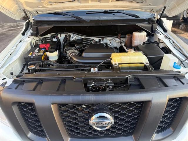 2015 Nissan 2500 SV V6