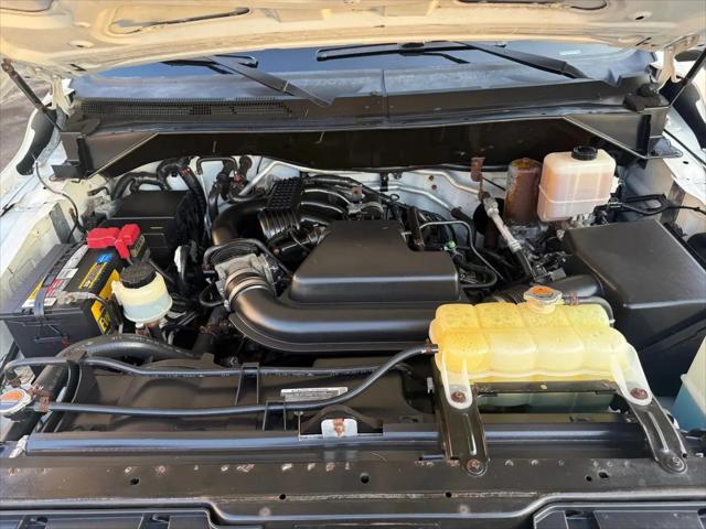2015 Nissan 2500 SV V6