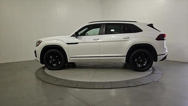 2026 Volkswagen Atlas Cross Sport SEL R-Line Black