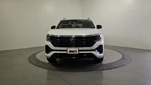 2026 Volkswagen Atlas Cross Sport SEL R-Line Black