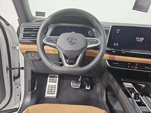 2026 Volkswagen Atlas Cross Sport SEL R-Line Black
