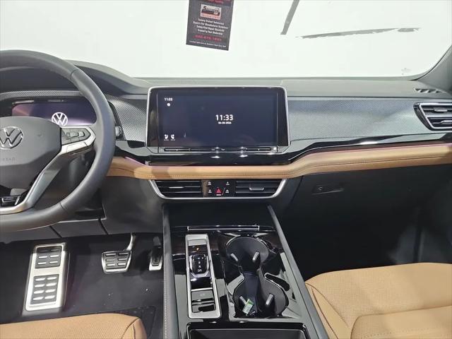 2026 Volkswagen Atlas Cross Sport SEL R-Line Black