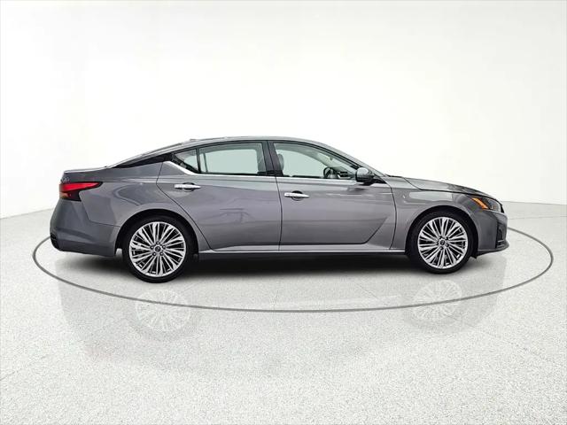 2023 Nissan Altima SL FWD