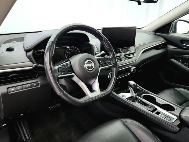 2023 Nissan Altima SL FWD