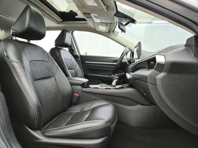 2023 Nissan Altima SL FWD