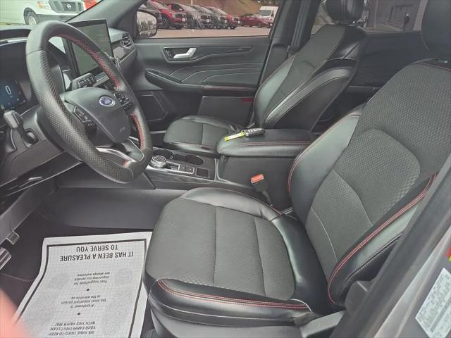 2023 Ford Escape ST-Line Select