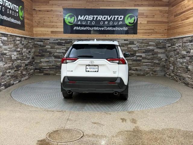 2020 Toyota RAV4 XLE