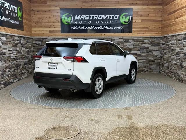 2020 Toyota RAV4 XLE