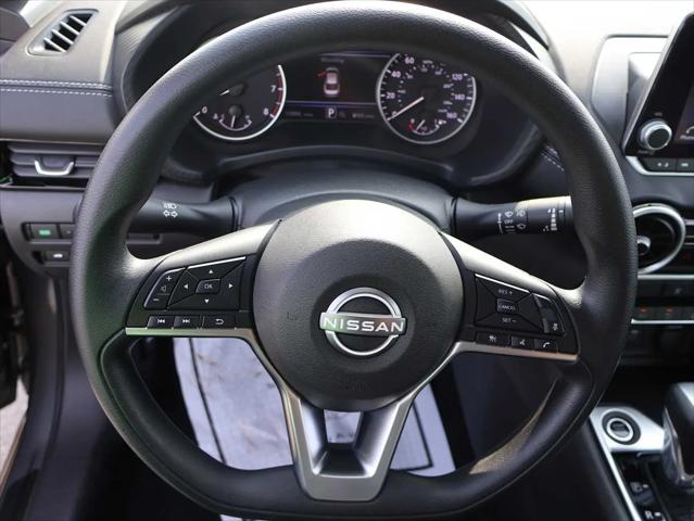 2024 Nissan Sentra SV Xtronic CVT