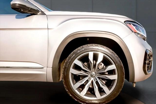 2023 Volkswagen Atlas Cross Sport 3.6L V6 SEL Premium R-Line