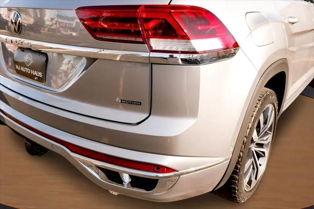 2023 Volkswagen Atlas Cross Sport 3.6L V6 SEL Premium R-Line