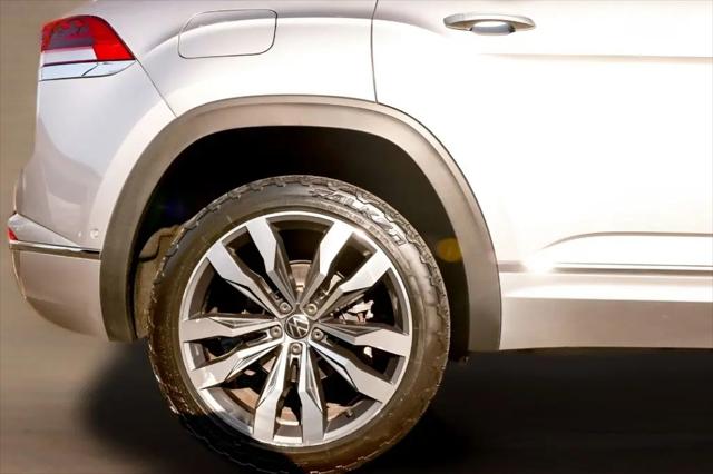 2023 Volkswagen Atlas Cross Sport 3.6L V6 SEL Premium R-Line