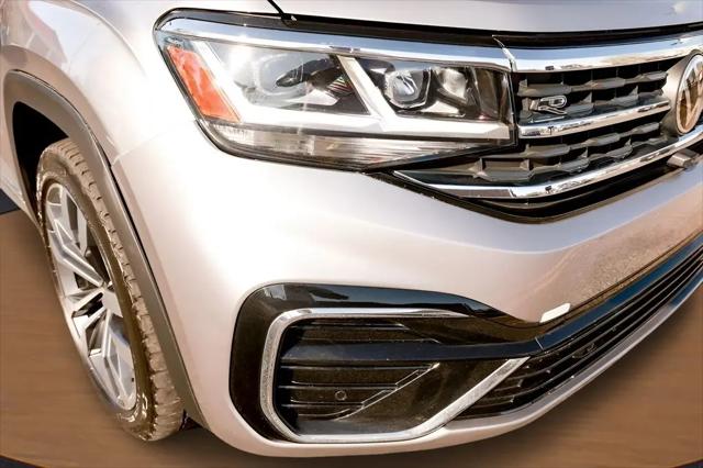 2023 Volkswagen Atlas Cross Sport 3.6L V6 SEL Premium R-Line