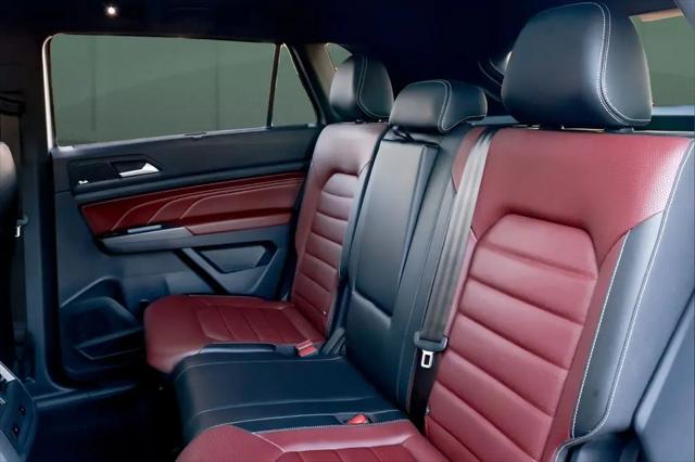 2023 Volkswagen Atlas Cross Sport 3.6L V6 SEL Premium R-Line