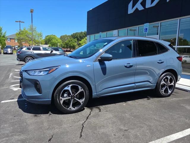 2023 Ford Escape ST-Line Select