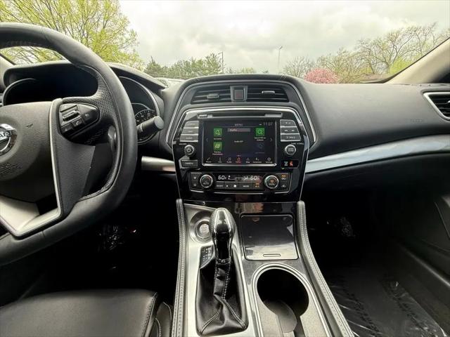 2022 Nissan Maxima SL