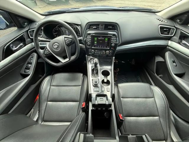 2022 Nissan Maxima SL